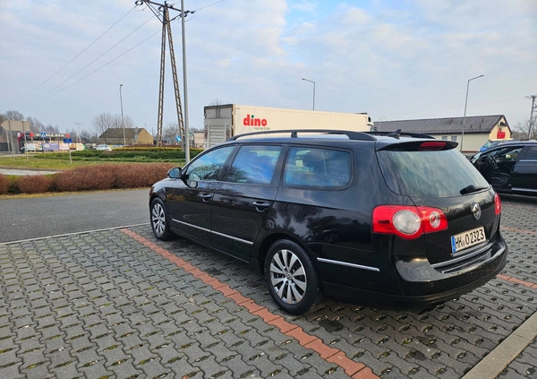 Volkswagen Passat cena 16900 przebieg: 170000, rok produkcji 2008 z Wągrowiec małe 154